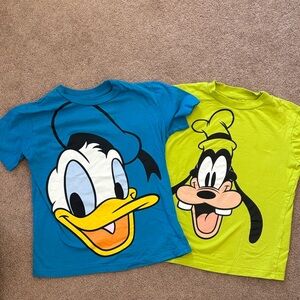 Donald and Goofy Disney T-Shirts EUC